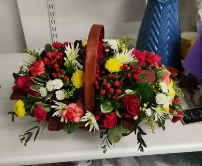 Red sparkle - Christmas basket arrangement